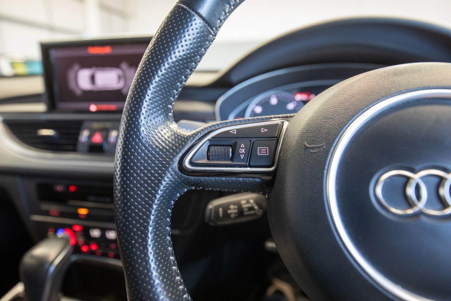 Used Audi A6 2017 for sale - 76839503: Photo 35