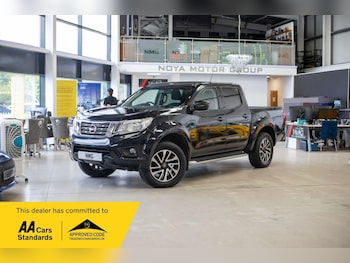 Used Nissan Navara 2018 for sale - 76839687: Photo