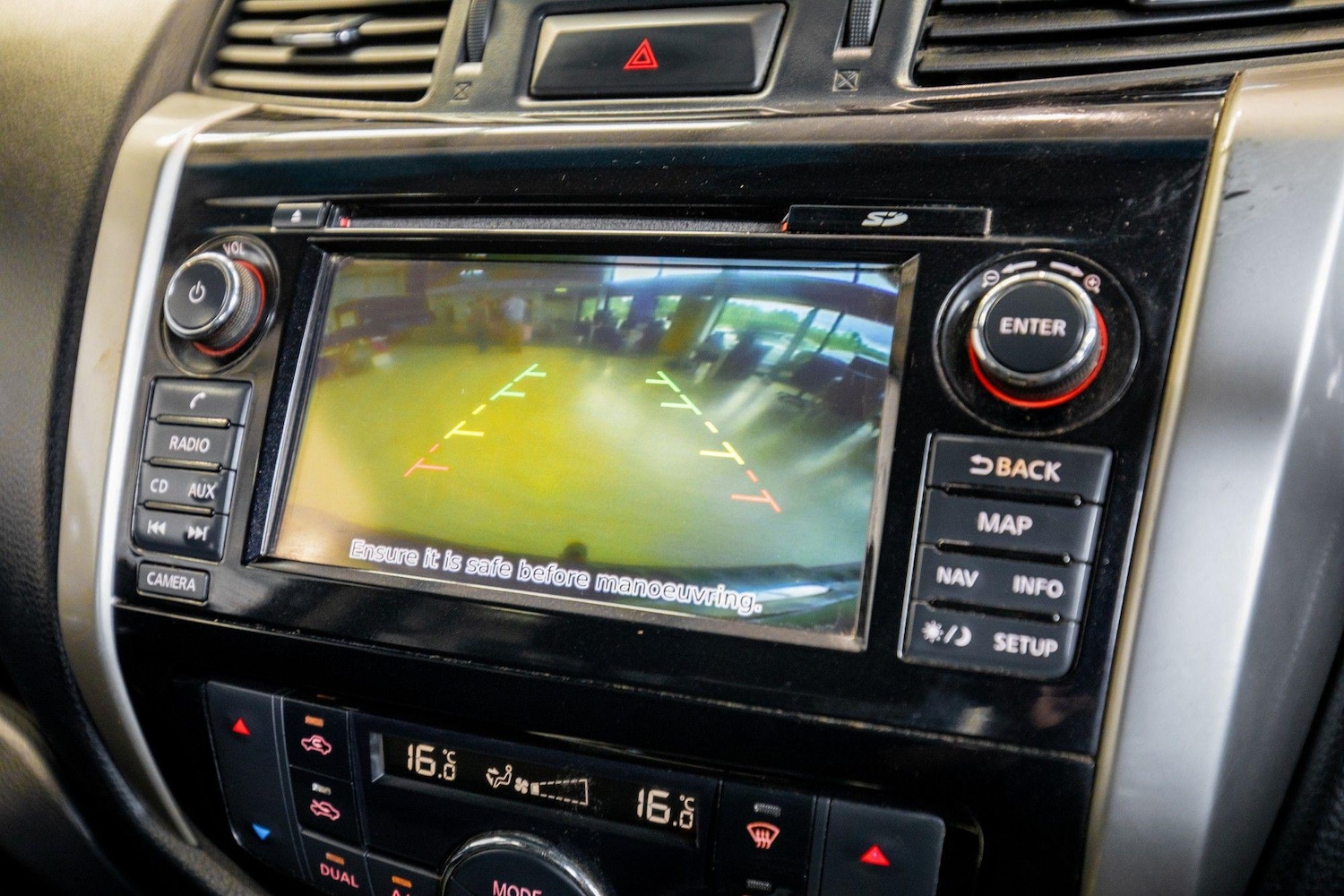 Used Nissan Navara 2018 for sale - 76839687: Photo 24