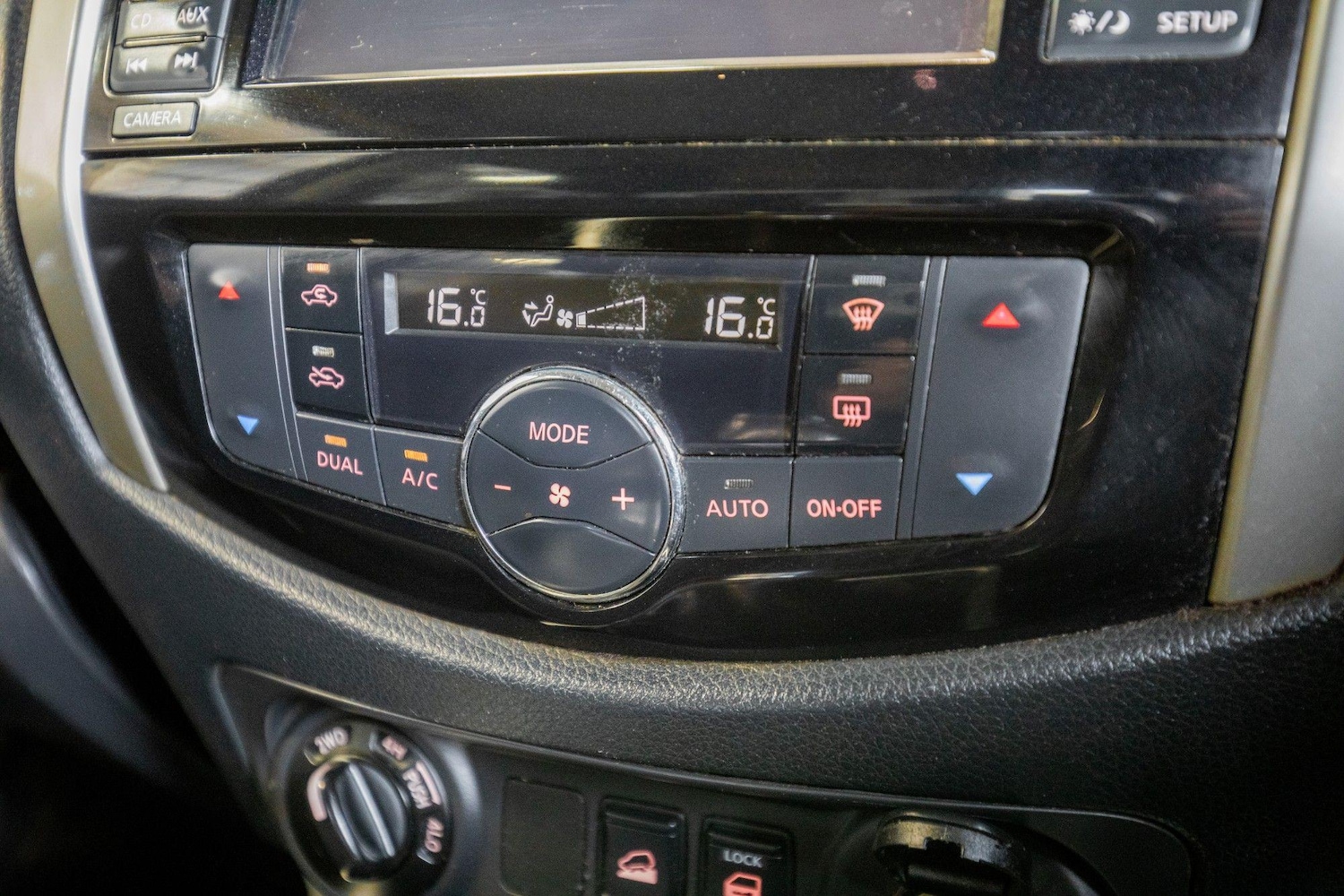 Used Nissan Navara 2018 for sale - 76839687: Photo 25