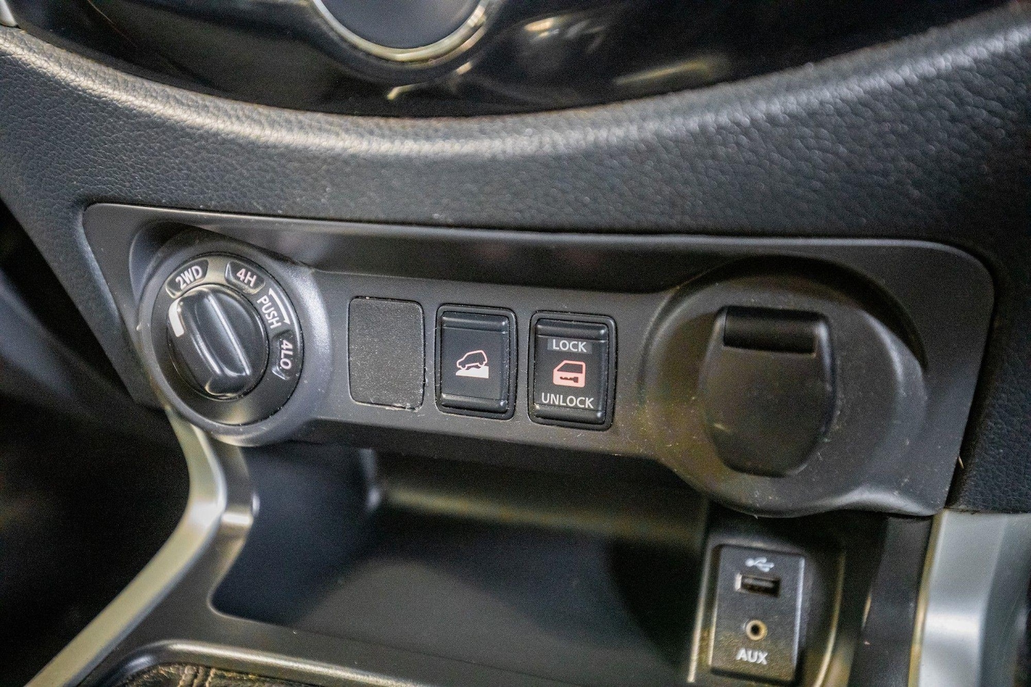 Used Nissan Navara 2018 for sale - 76839687: Photo 26