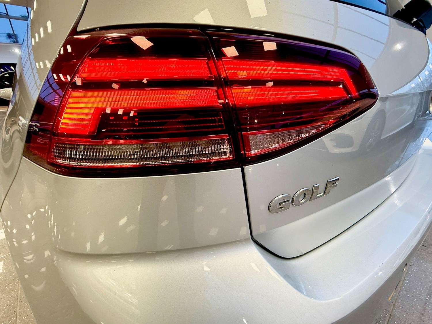 Used Volkswagen Golf 2019 for sale - 76839975: Photo 10