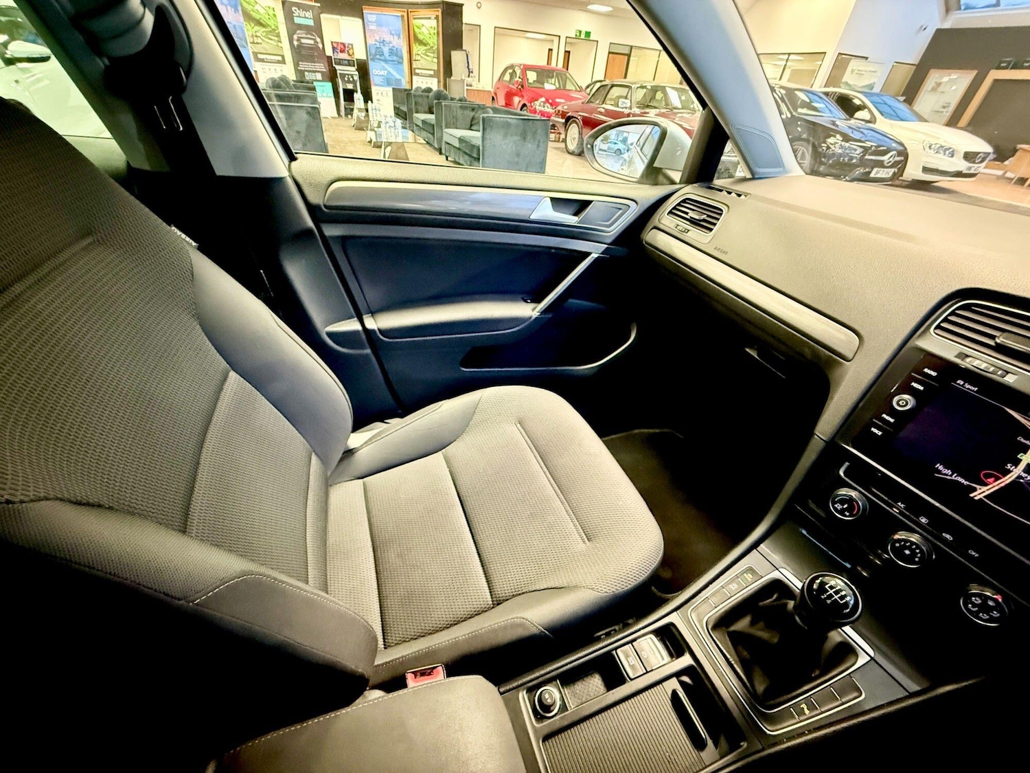 Used Volkswagen Golf 2019 for sale - 76839975: Photo 13