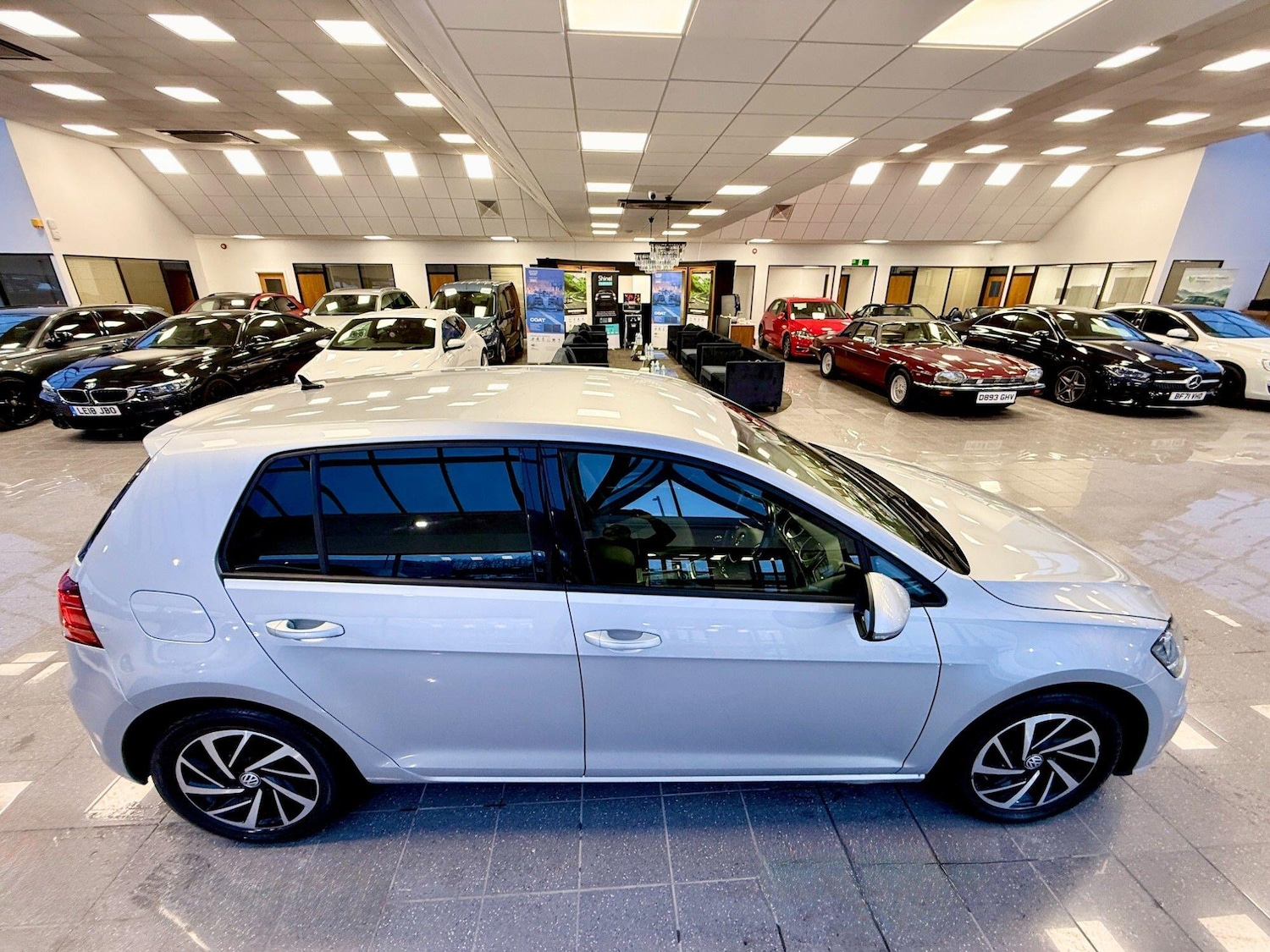 Used Volkswagen Golf 2019 for sale - 76839975: Photo 28