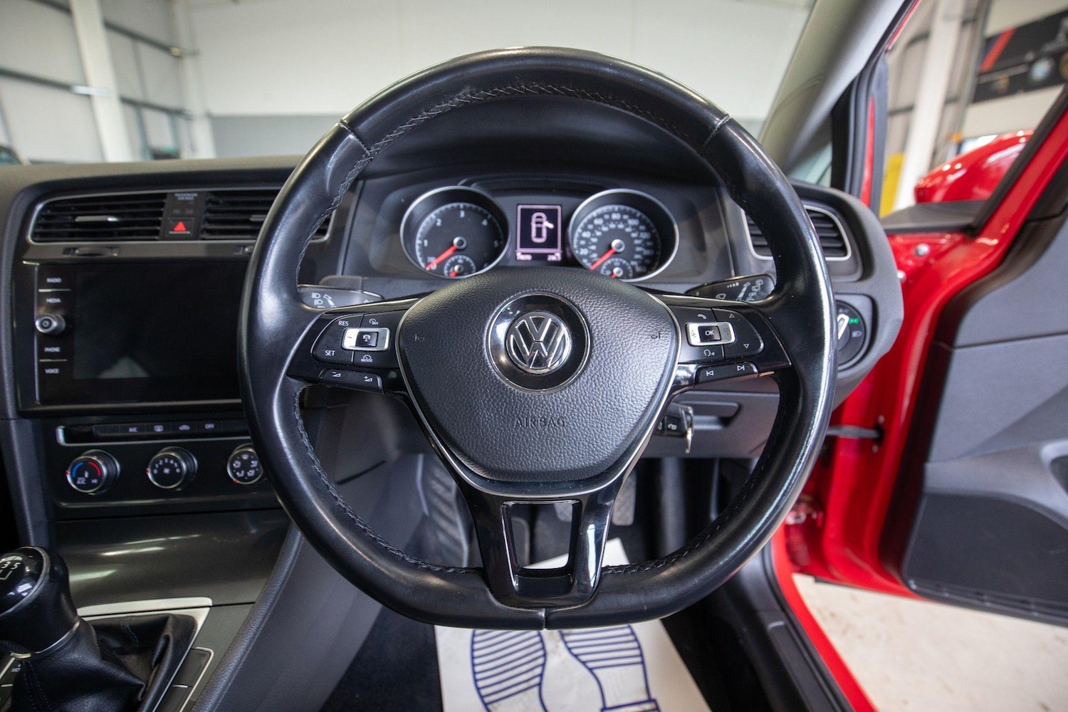 Used Volkswagen Golf 2018 for sale - 76839343: Photo 19