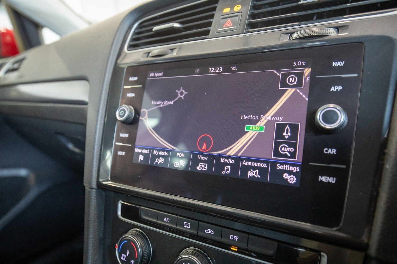 Used Volkswagen Golf 2018 for sale - 76839343: Photo 26