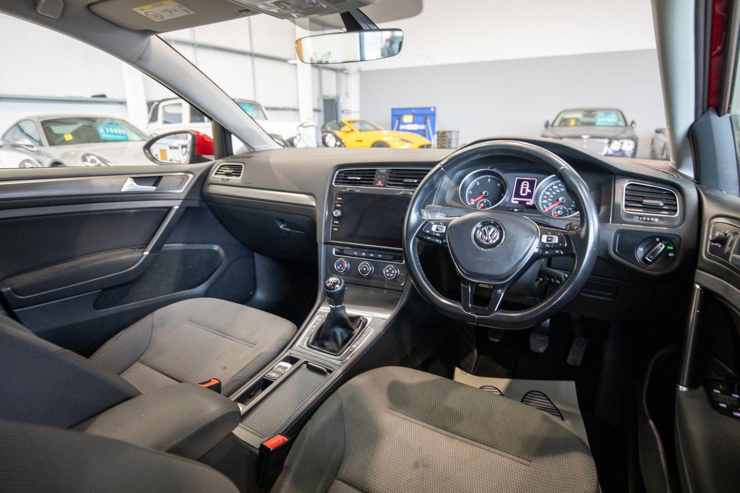 Used Volkswagen Golf 2018 for sale - 76839343: Photo 3