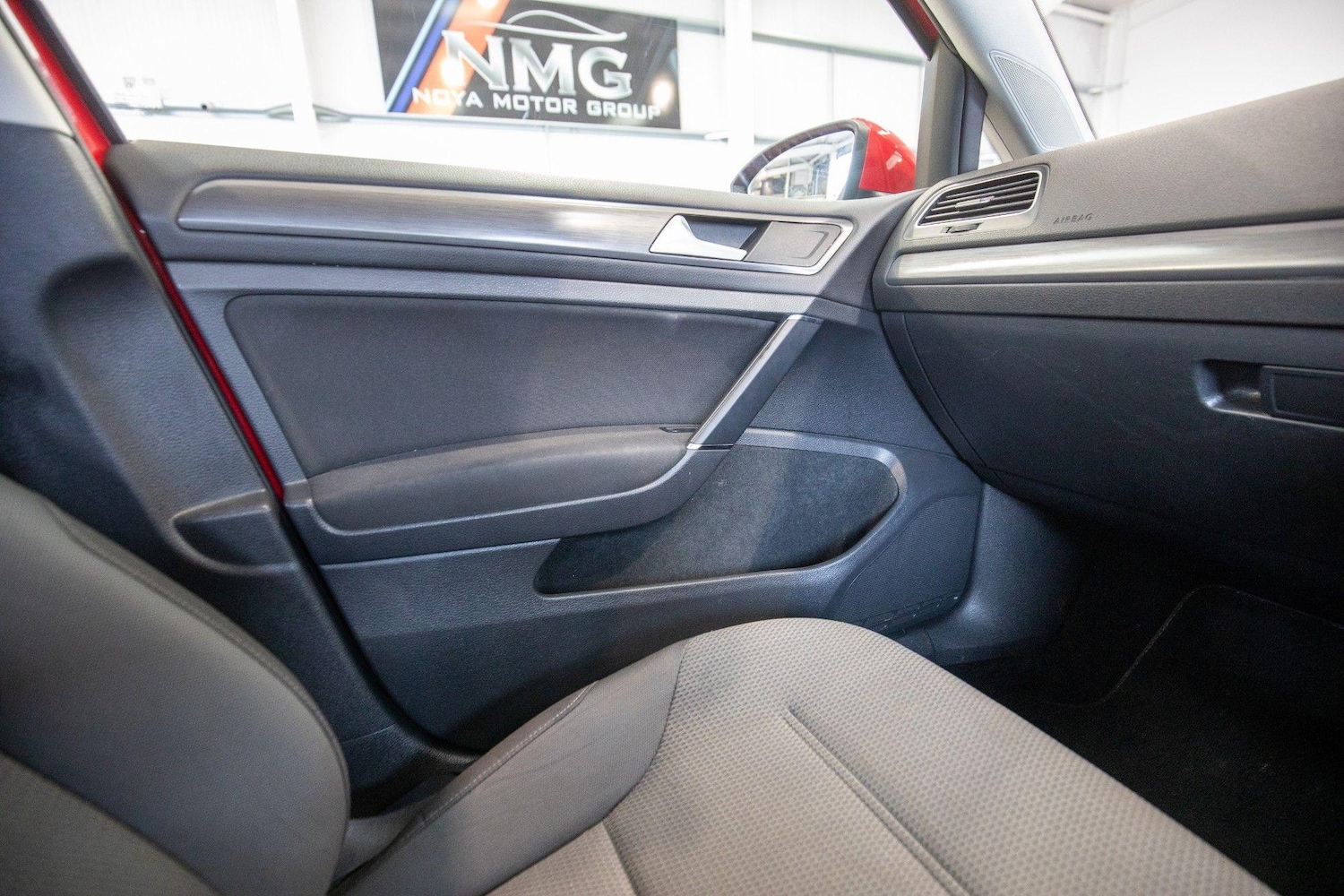 Used Volkswagen Golf 2018 for sale - 76839343: Photo 33