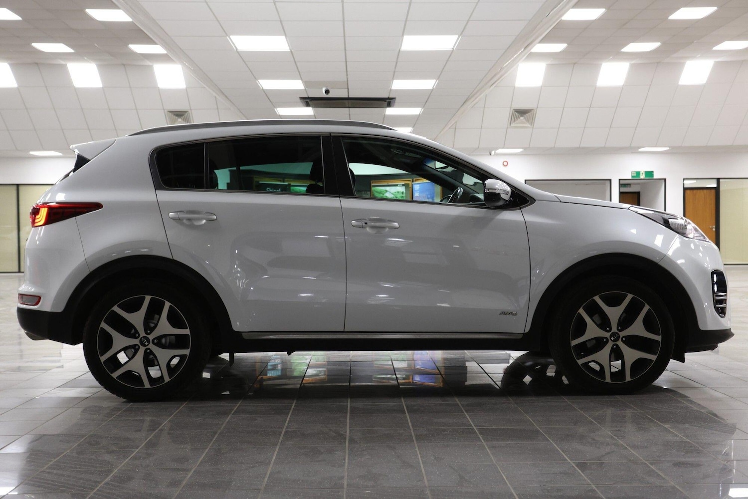 Used Kia Sportage 2018 for sale - 76839928: Photo 2