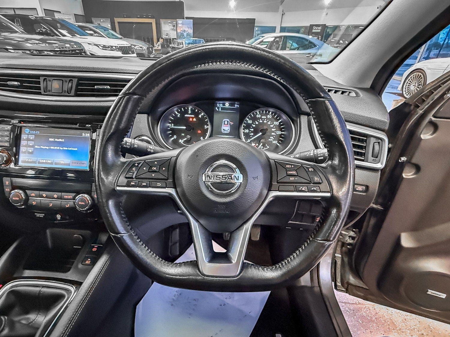 Used Nissan Qashqai 2018 for sale - 77645825: Photo 15