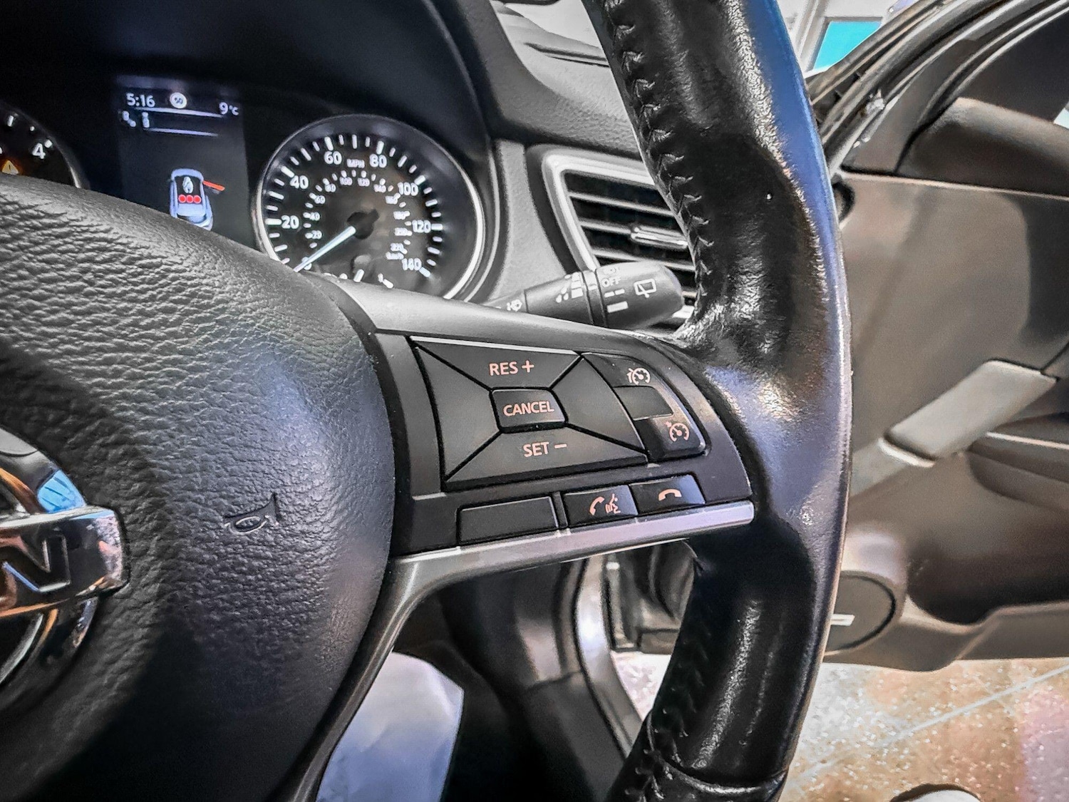 Used Nissan Qashqai 2018 for sale - 77645825: Photo 17