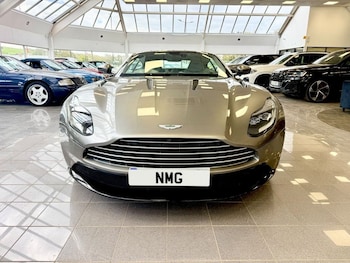 Used Aston Martin DB11 2017 for sale - 78306118: Photo