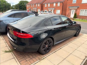 Used Jaguar XE 2017 for sale - 79690733: Photo