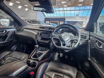 Used Nissan Qashqai 2018 for sale - 77783992: Photo