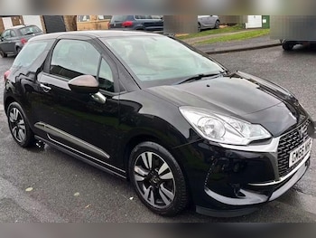 (66) - 1.2 PureTech Chic Hatchback 3dr Petrol Manual Euro 6 (82 ps)