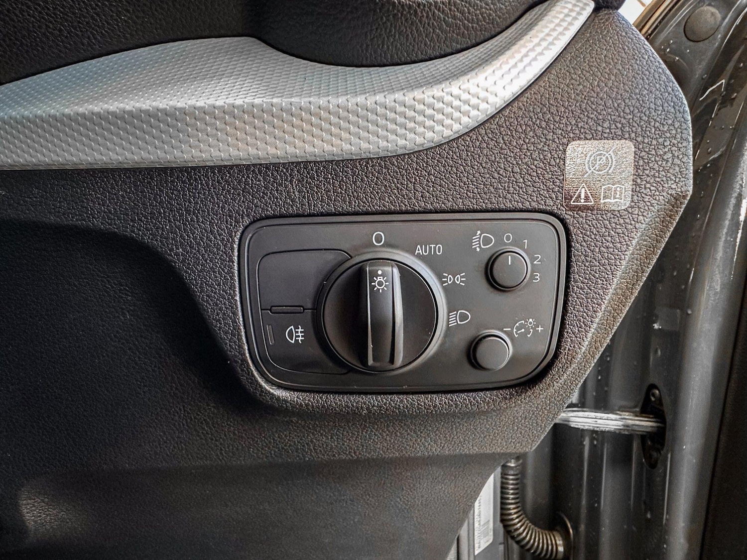 Used Audi Q2 2018 for sale - 77658385: Photo 14