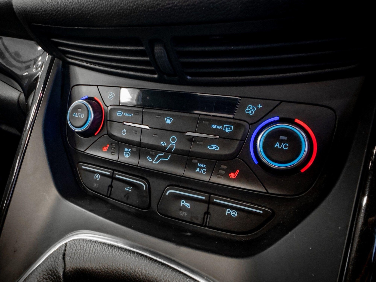 Used Ford Kuga for sale - 77657499: Photo 10