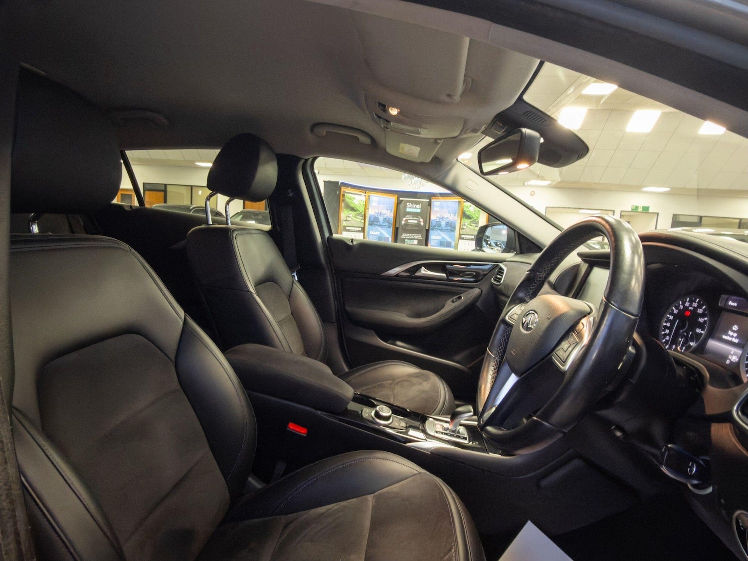 Used Infiniti Q30 for sale - 77658645: Photo 13