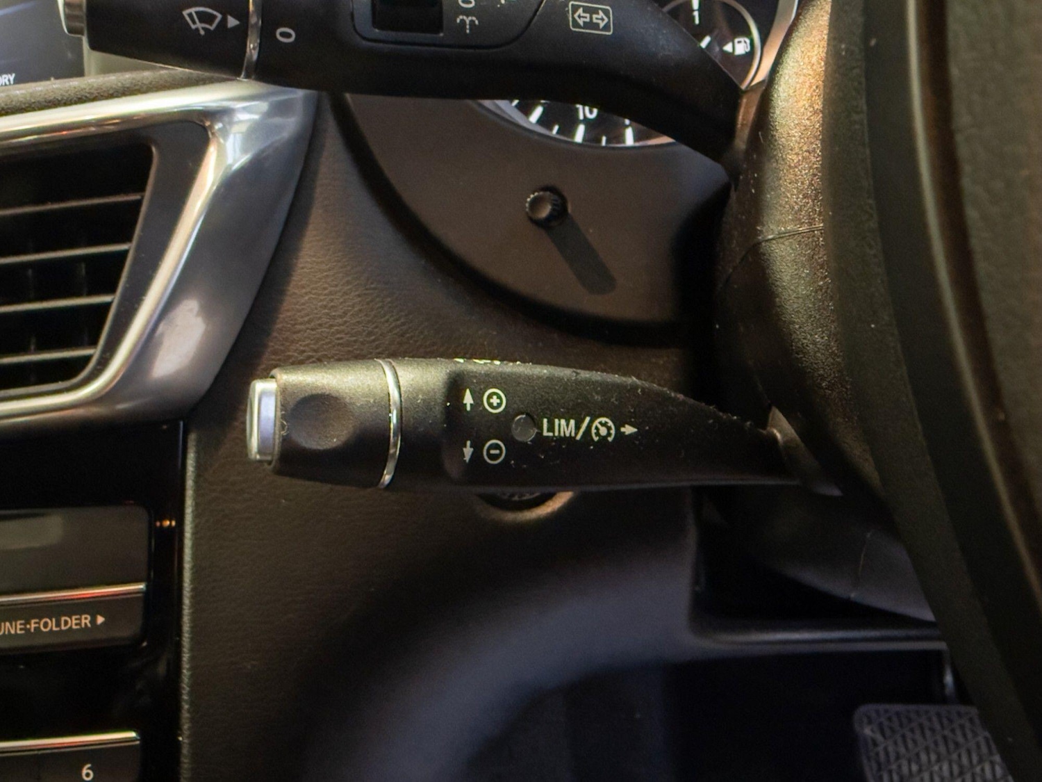 Used Infiniti Q30 for sale - 77658645: Photo 16