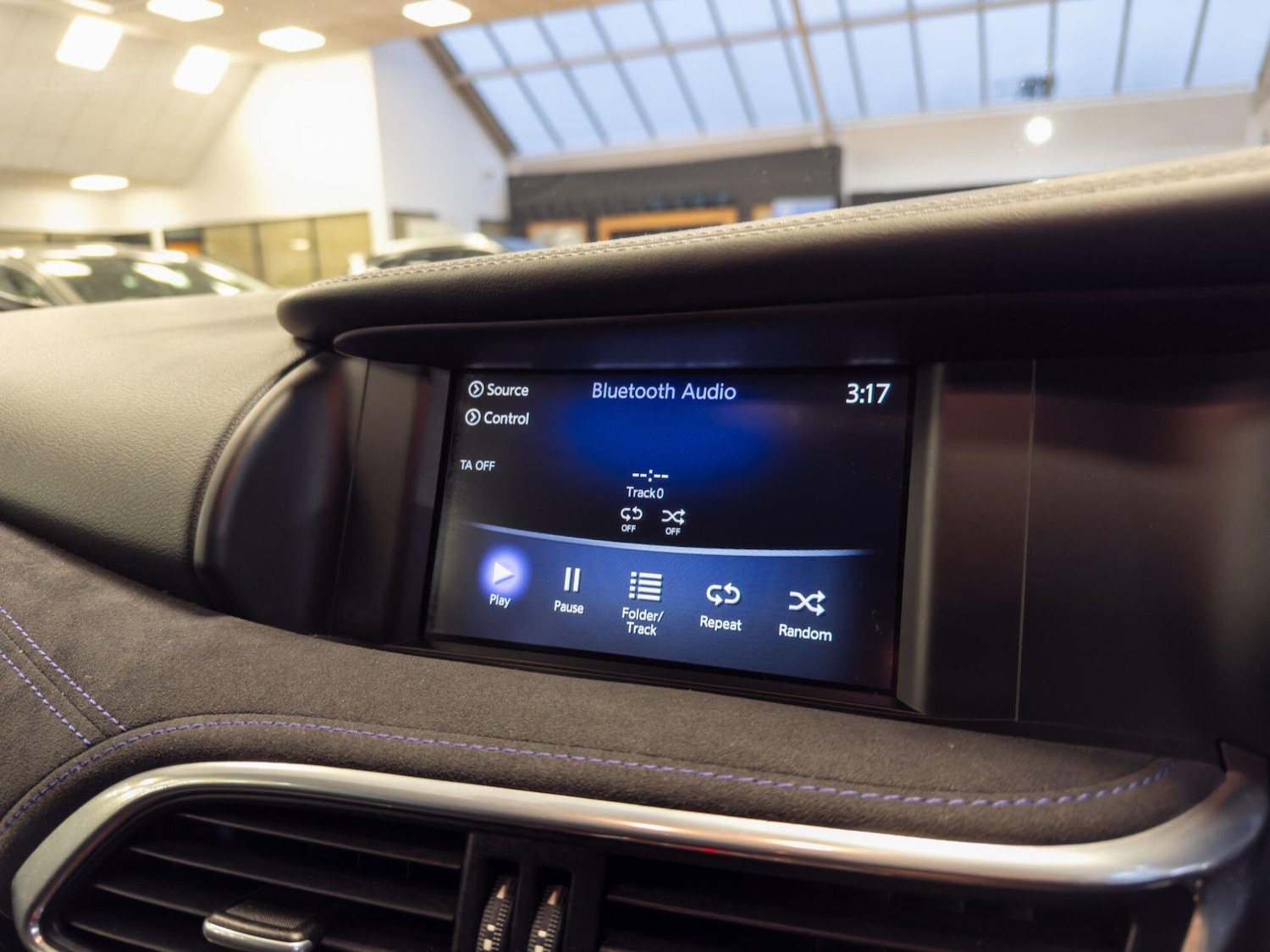 Used Infiniti Q30 for sale - 77658645: Photo 23