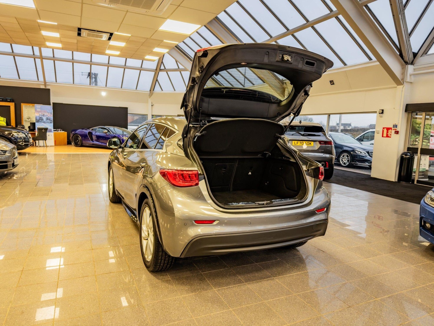 Used Infiniti Q30 for sale - 77658645: Photo 31