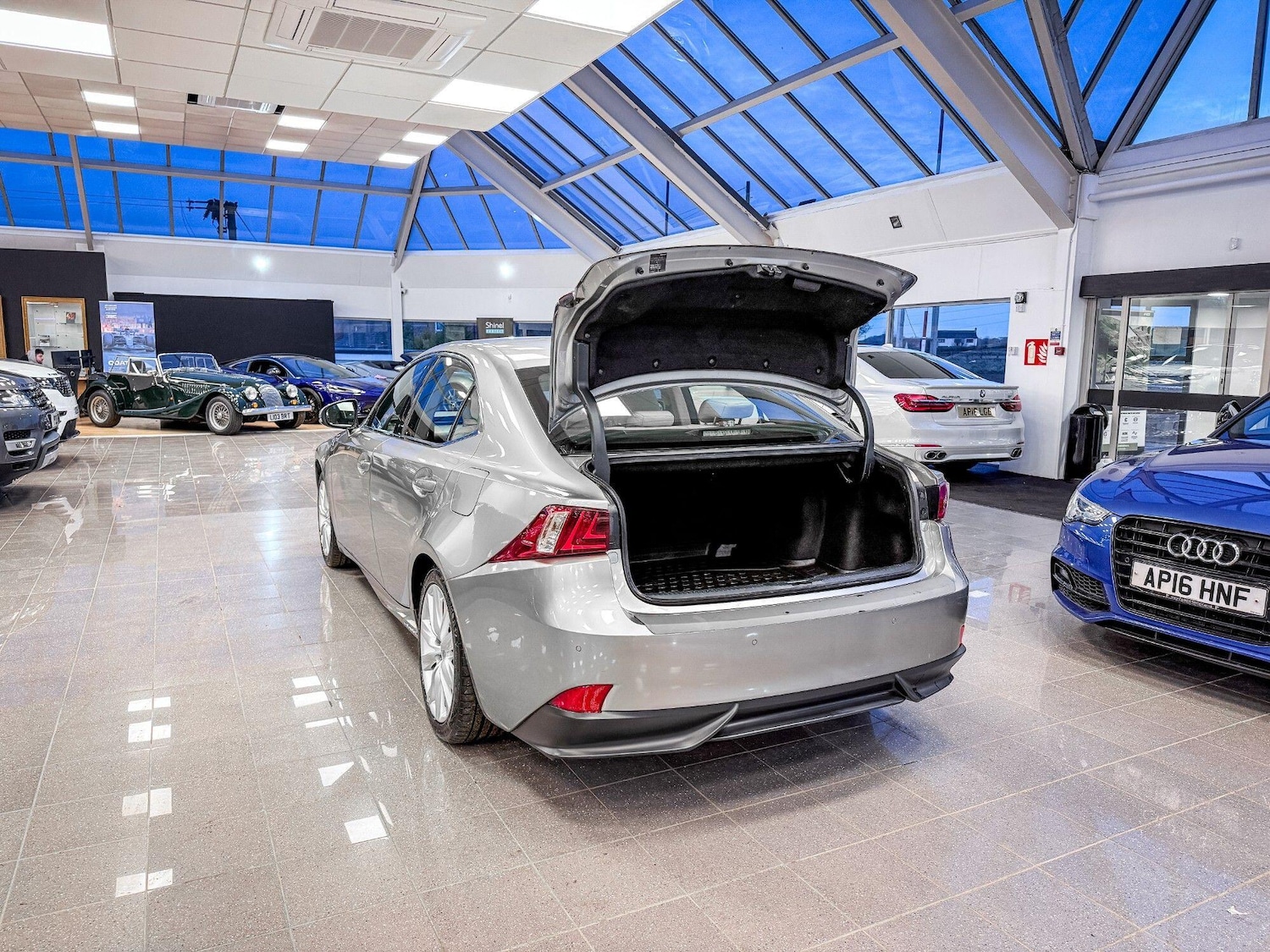 Used Lexus IS 2016 for sale - 77658827: Photo 38