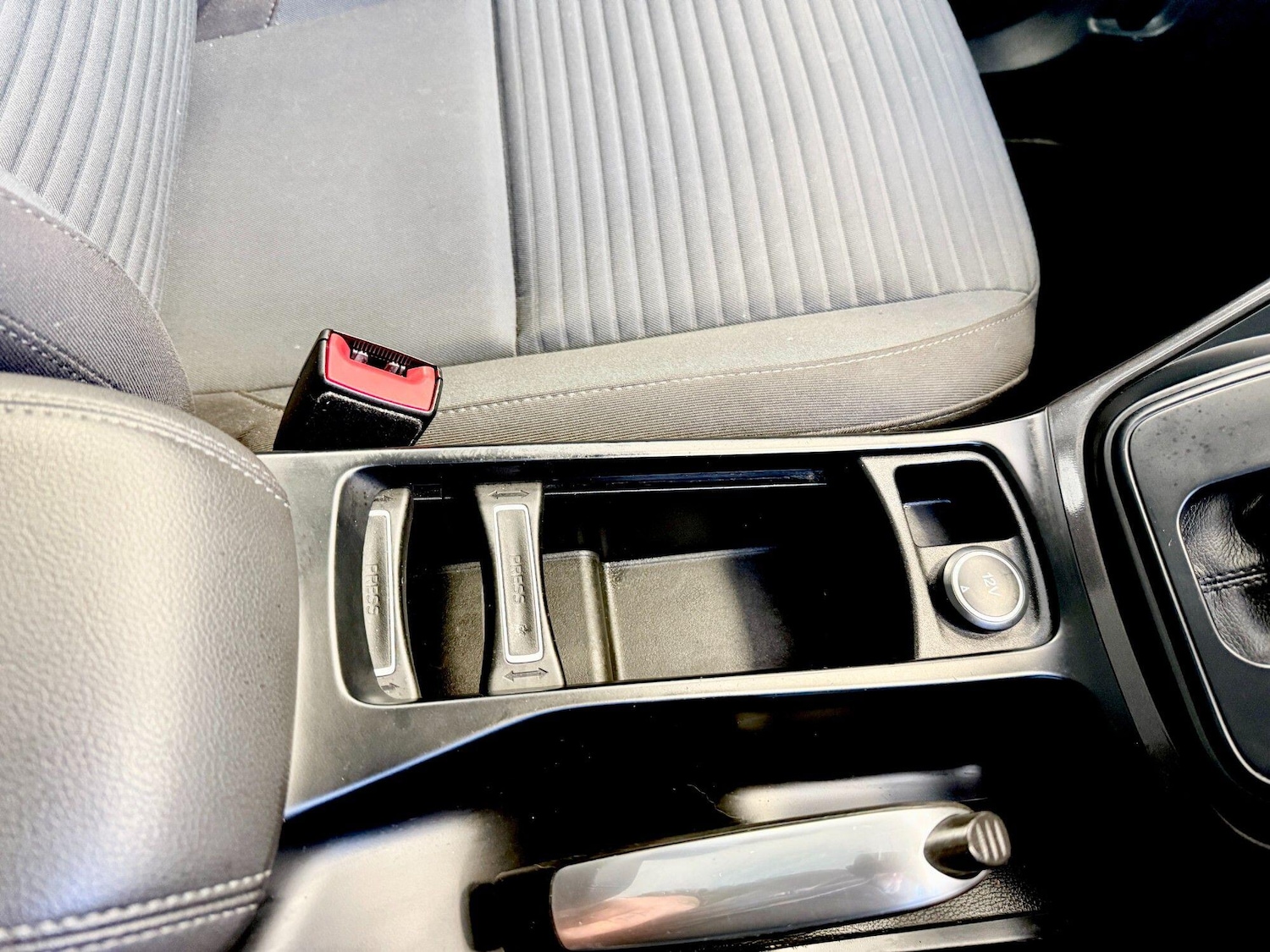 Used Ford C-Max 2016 for sale - 76839963: Photo 20