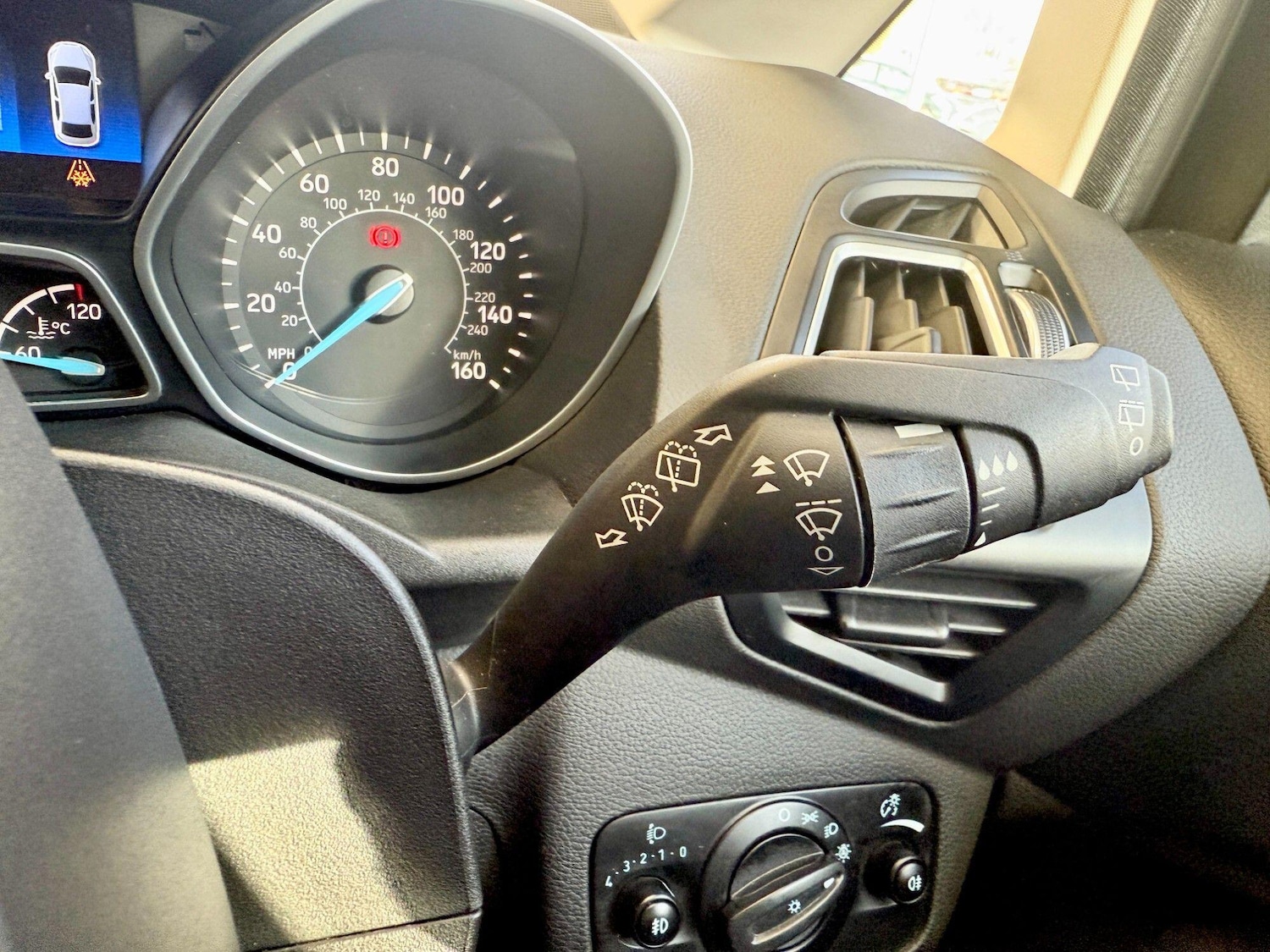 Used Ford C-Max 2016 for sale - 76839963: Photo 24