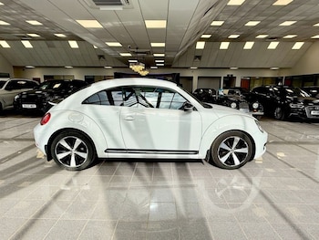 Used Volkswagen Beetle 2014 for sale - 78702354: Photo