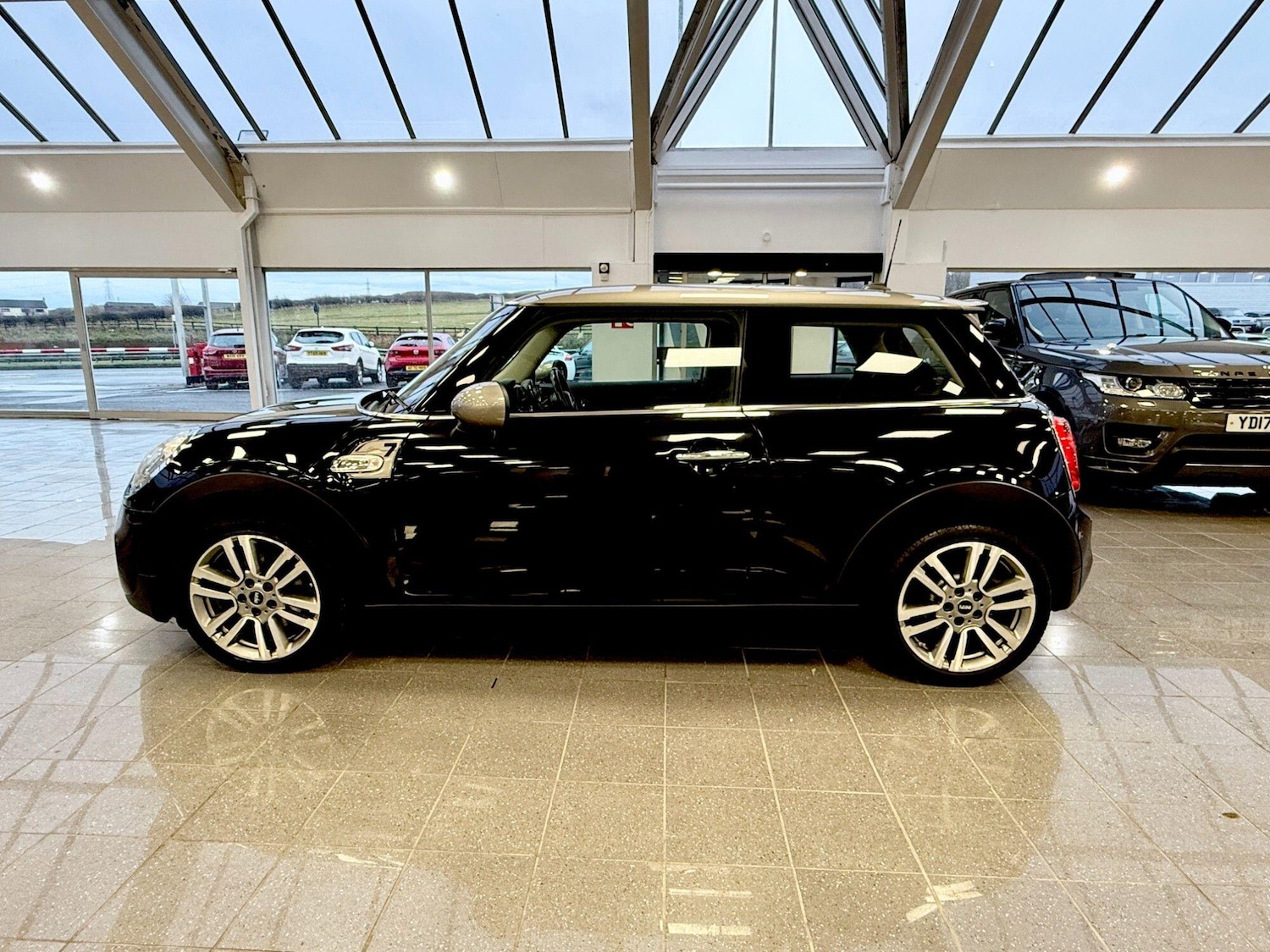 Used MINI Hatch 2017 for sale - 76839276: Photo 11