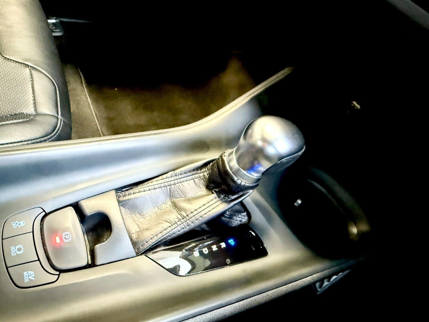 Used Toyota C-HR 2018 for sale - 76839922: Photo 15