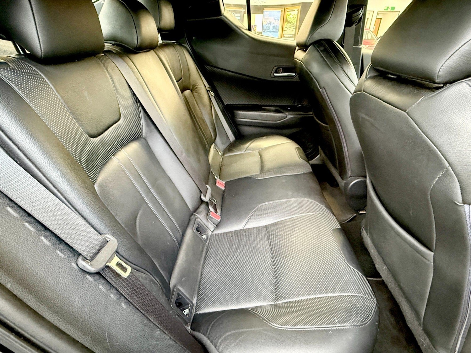 Used Toyota C-HR 2018 for sale - 76839922: Photo 28