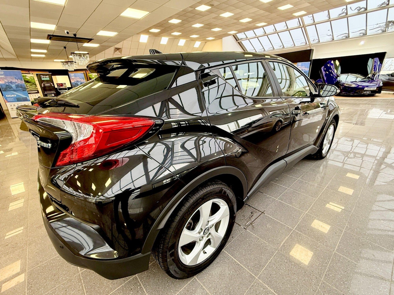 Used Toyota C-HR 2018 for sale - 76839922: Photo 7