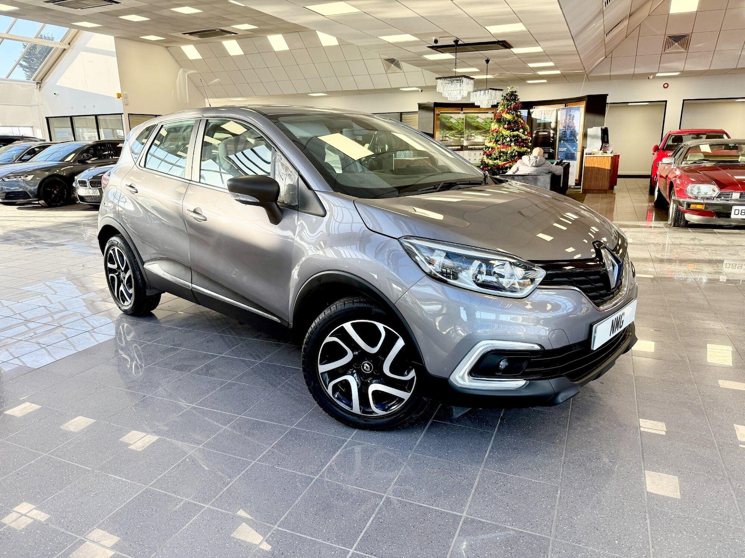 Used Renault Captur 2017 for sale - 76839280: Photo 1