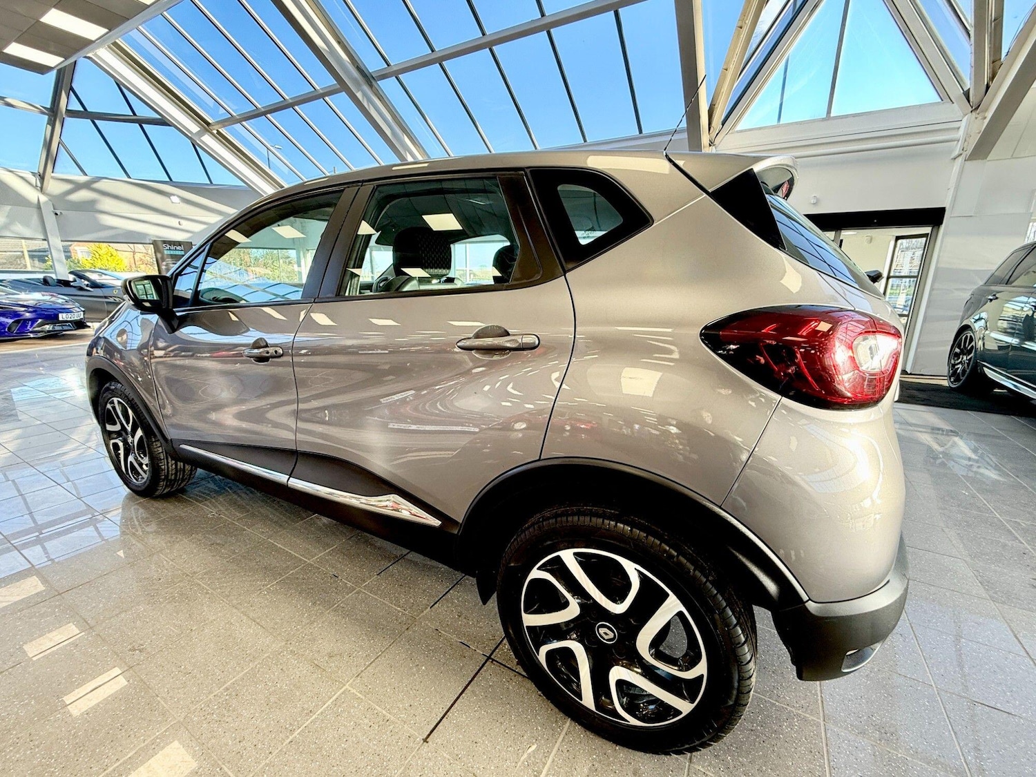 Used Renault Captur 2017 for sale - 76839280: Photo 24