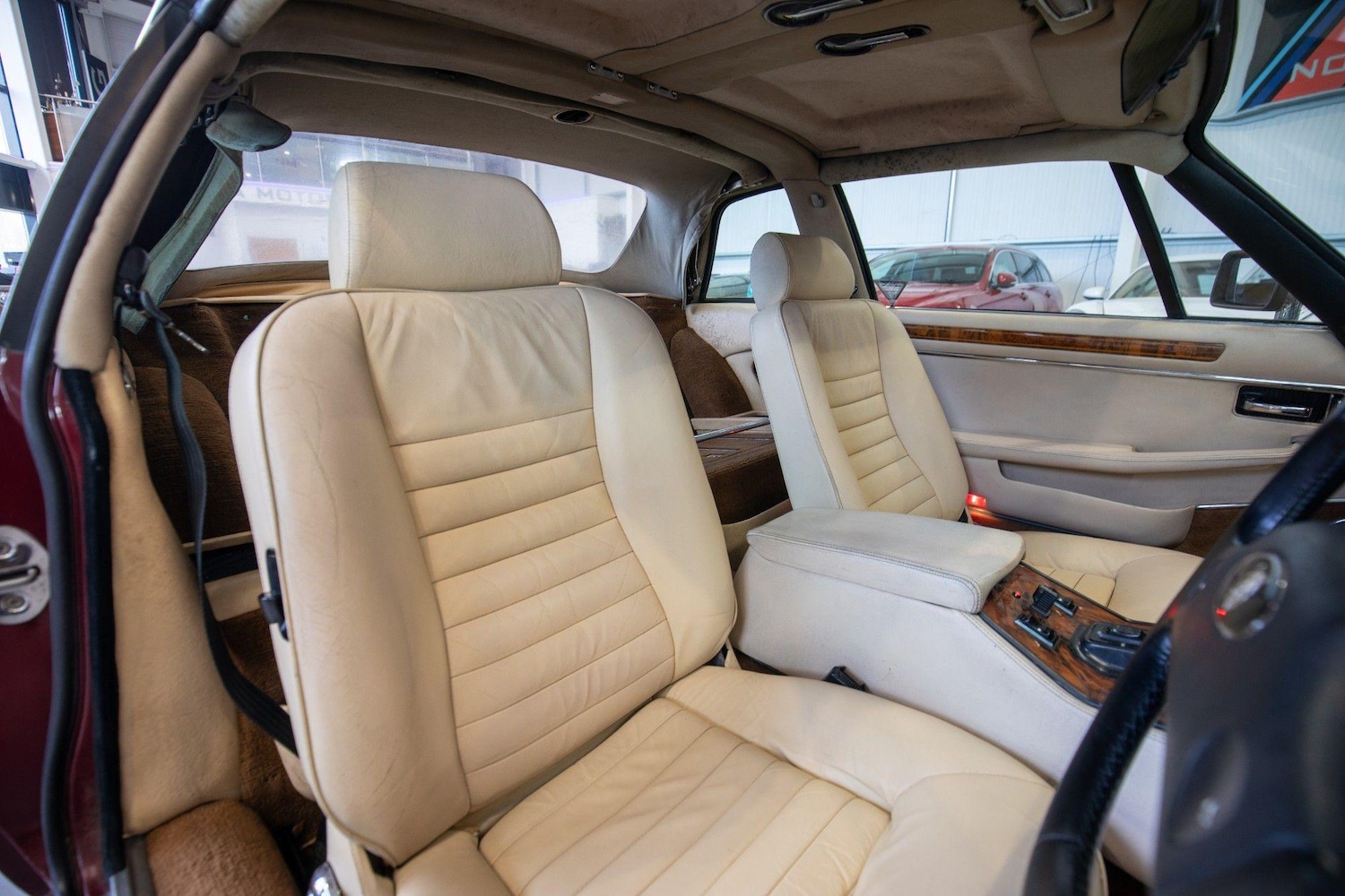 Used Jaguar XJS for sale - 76839355: Photo 2