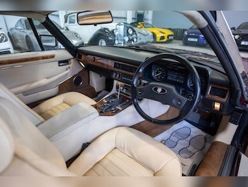 Used Jaguar XJS 1987 for sale - 76839355: Photo