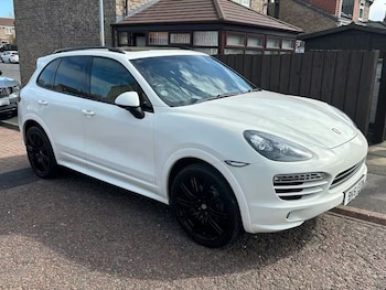 Used Porsche Cayenne 2011 for sale - 78358507: Photo