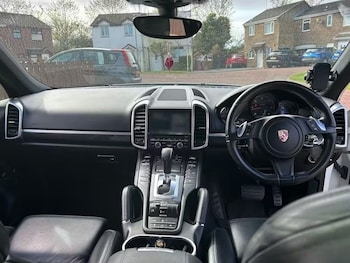 Used Porsche Cayenne 2011 for sale - 78358507: Photo