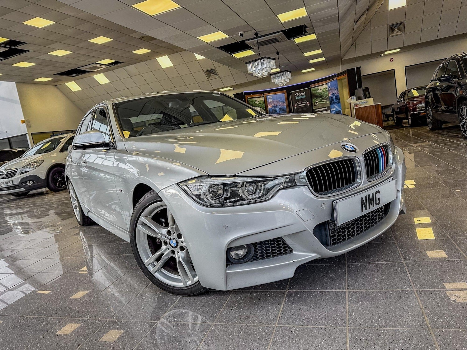 Used BMW 3 Series 2017 for sale - 77658799: Photo 2
