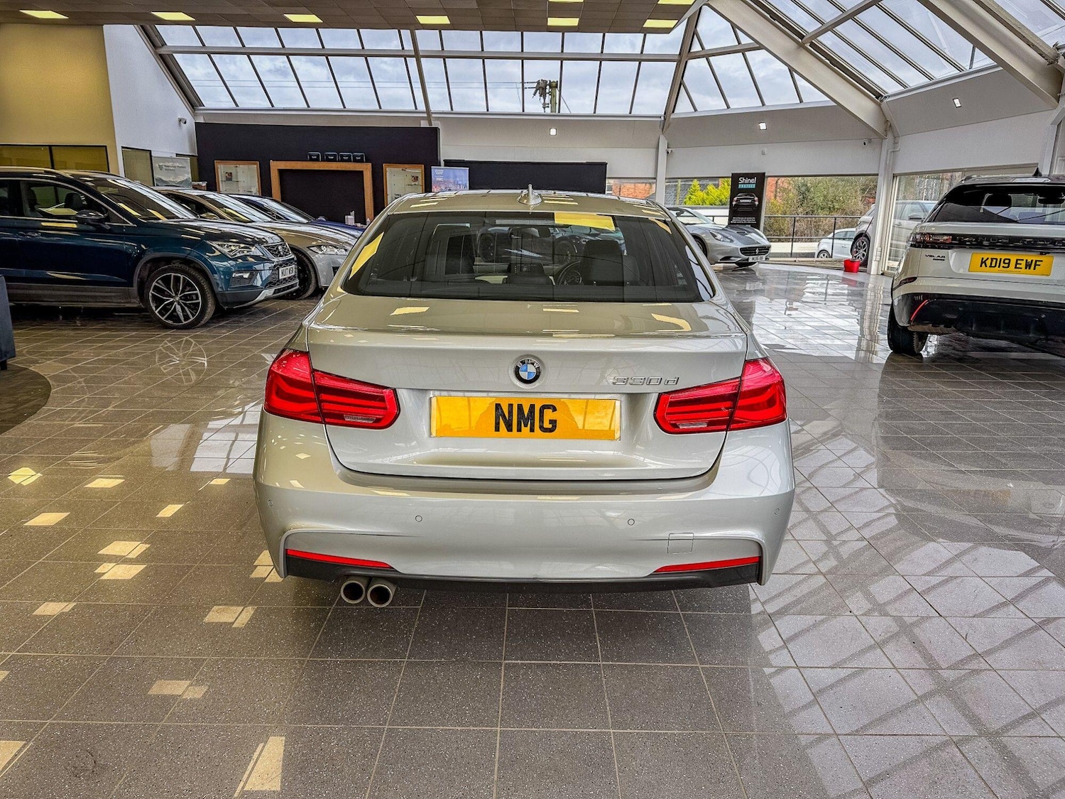 Used BMW 3 Series 2017 for sale - 77658799: Photo 32