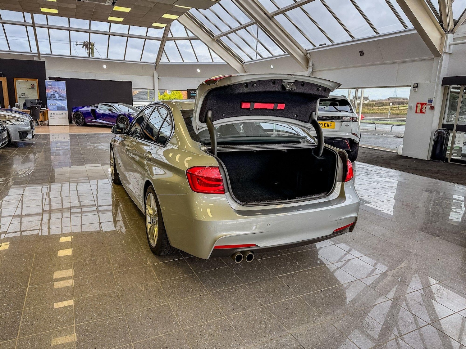 Used BMW 3 Series 2017 for sale - 77658799: Photo 34