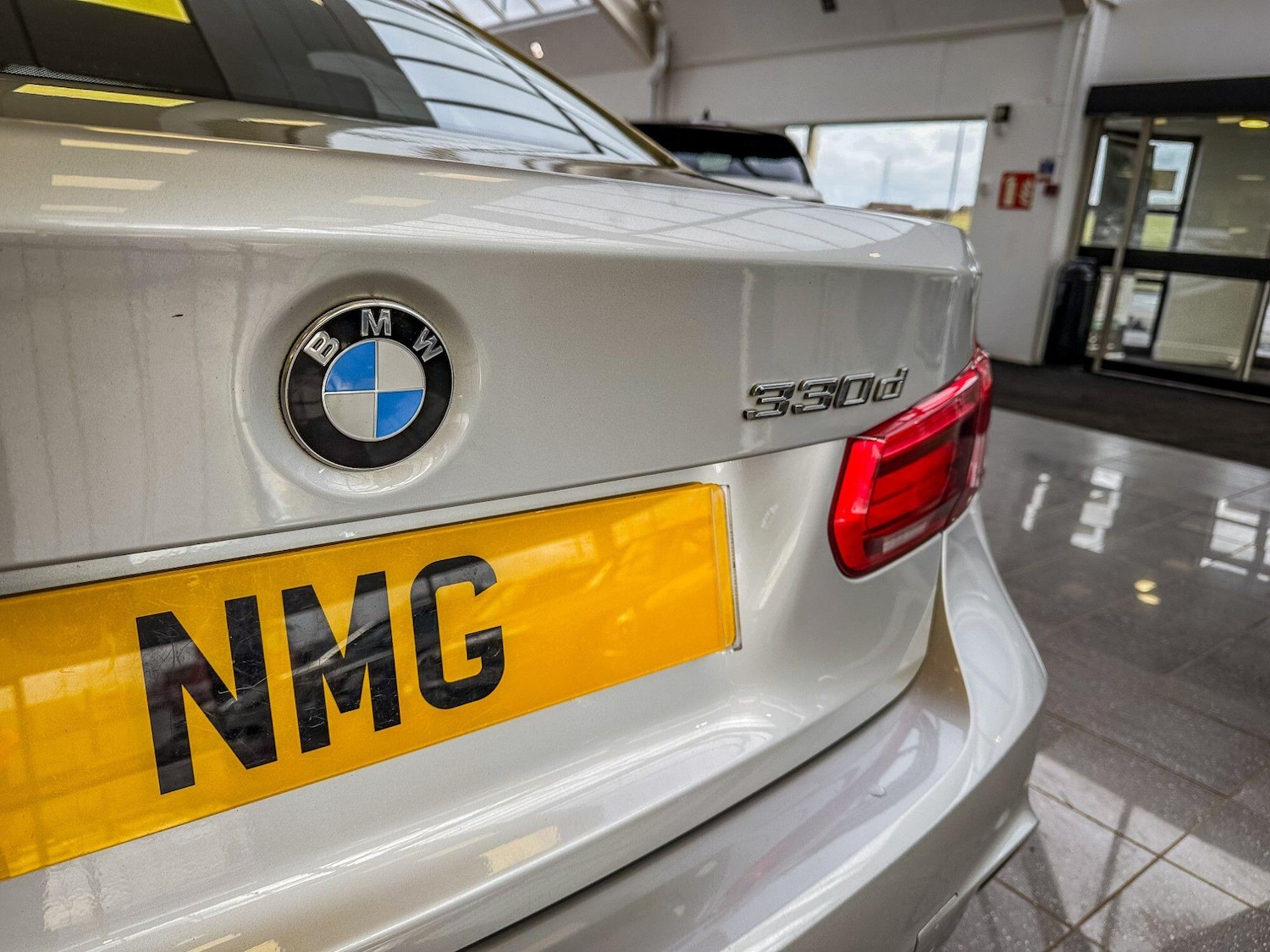 Used BMW 3 Series 2017 for sale - 77658799: Photo 9