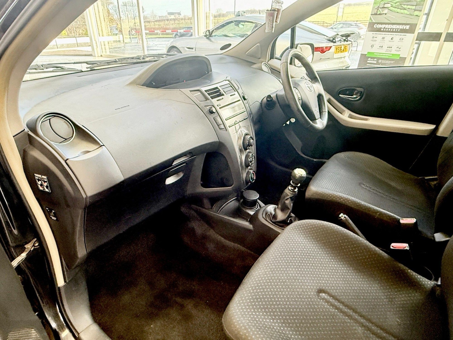 Used Toyota Yaris 2011 for sale - 76839675: Photo 9