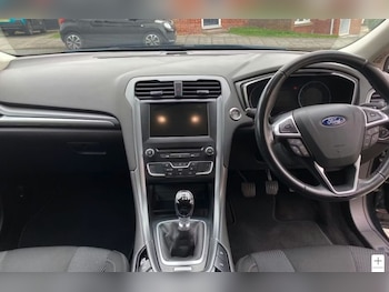 Used Ford Mondeo 2017 for sale - 78287624: Photo