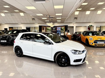 Used Volkswagen Golf 2016 for sale - 78288672: Photo