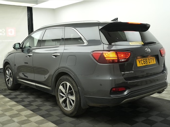 Used Kia Sorento 2018 for sale - 78528412: Photo