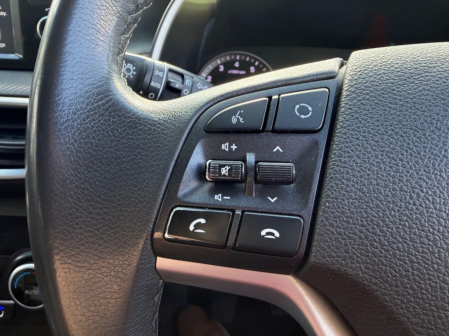 Used Hyundai TUCSON for sale - 77892911: Photo 28