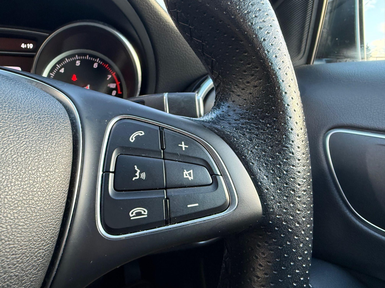 Used Mercedes-Benz GLA 2019 for sale - 77696429: Photo 37