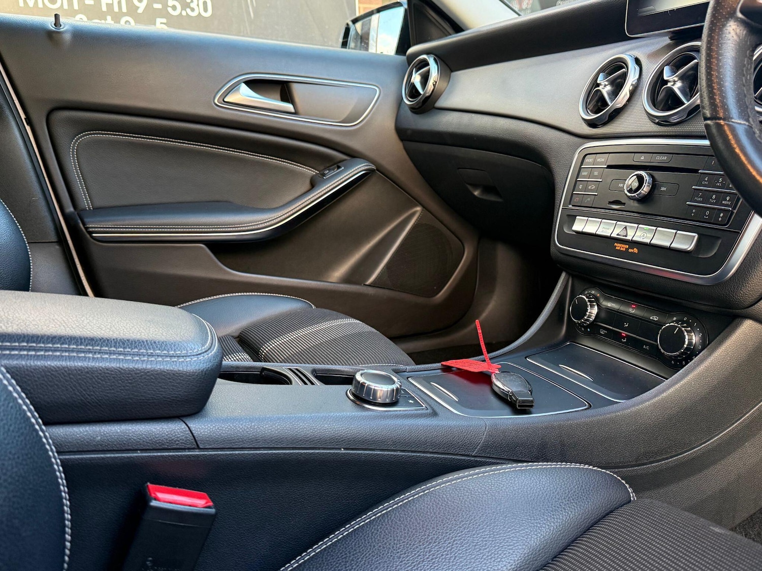 Used Mercedes-Benz GLA 2019 for sale - 77696429: Photo 65